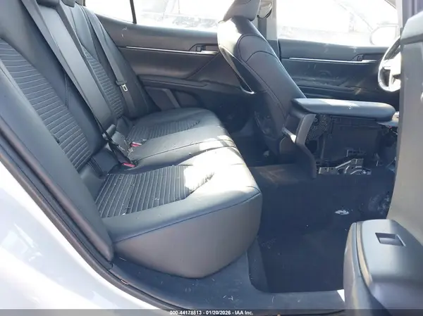 4T1T11BK3NU047467 2022 TOYOTA CAMRY - Image 8