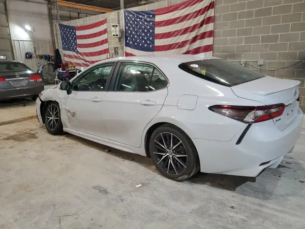 4T1T11BK4RU108993 2024 TOYOTA CAMRY - Image 2