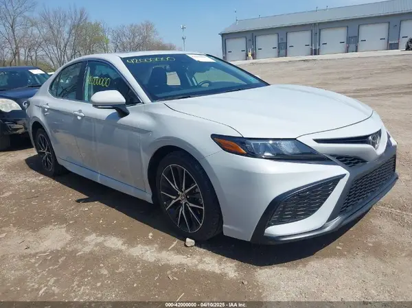 4T1T11BK4RU125289 2024 TOYOTA CAMRY - Image 1