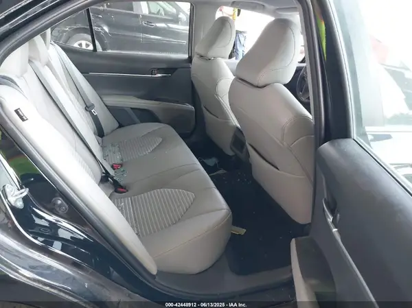 4T1T11BK5NU060768 2022 TOYOTA CAMRY - Image 8