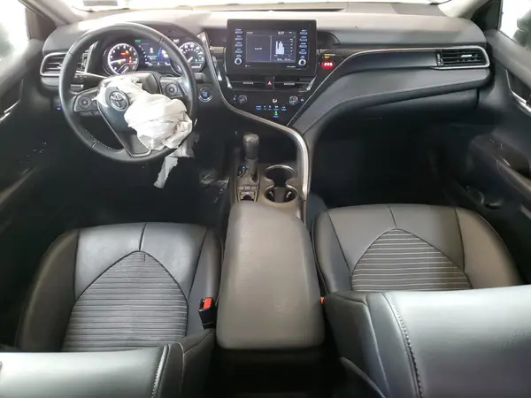 4T1T11BK5NU061029 2022 TOYOTA CAMRY - Image 8