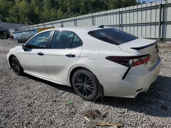 4T1T11BK6MU031228 2021 TOYOTA CAMRY - Image 2
