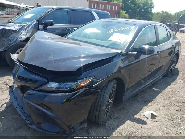 4T1T11BK6RU111295 2024 TOYOTA CAMRY - Image 2