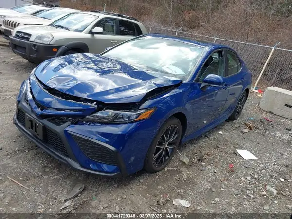 4T1T11BK7RU110057 2024 TOYOTA CAMRY - Image 2