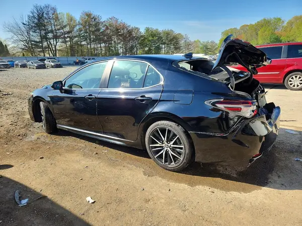 4T1T11BK8NU062109 2022 TOYOTA CAMRY - Image 2