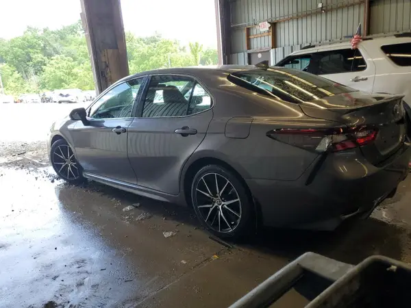 4T1T11BK8NU066287 2022 TOYOTA CAMRY - Image 2