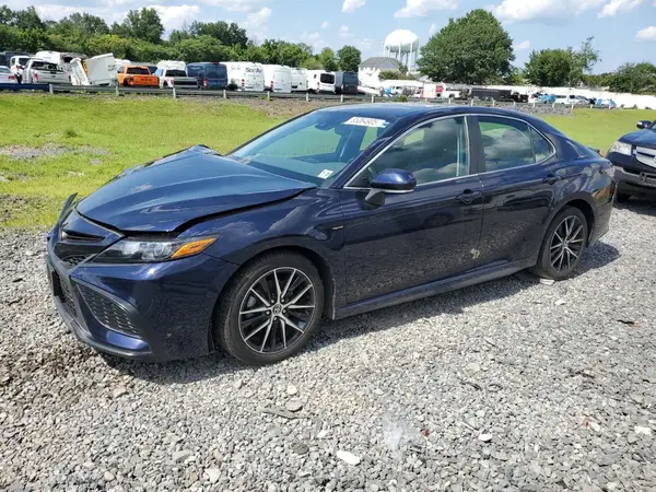 4T1T11BK8NU068816 2022 TOYOTA CAMRY - Image 1