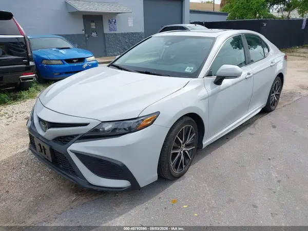 4T1T11BK8PU084145 2023 TOYOTA CAMRY - Image 2