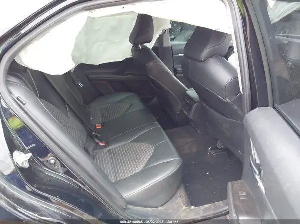 4T1T11BK9NU047845 2022 TOYOTA CAMRY - Image 8
