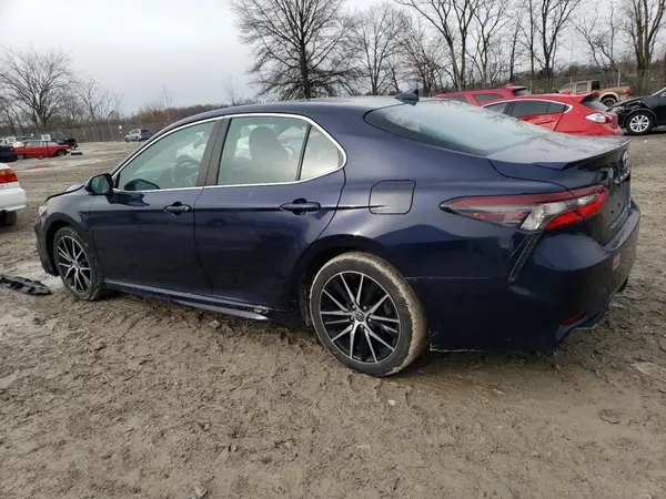 4T1T11BK9NU060367 2022 TOYOTA CAMRY - Image 2