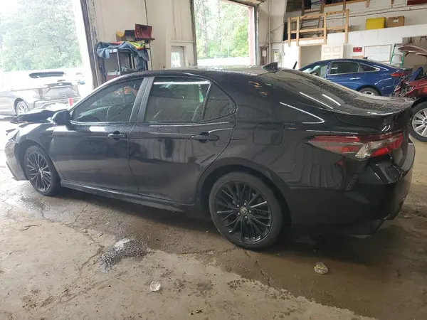 4T1T11BK9NU061969 2022 TOYOTA CAMRY - Image 2
