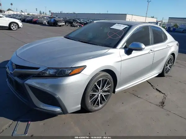 4T1T11BK9PU097423 2023 TOYOTA CAMRY - Image 2