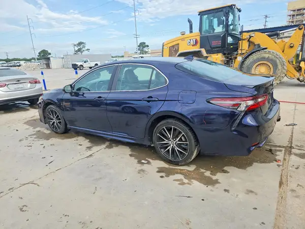 4T1T11BKXNU066470 2022 TOYOTA CAMRY - Image 2