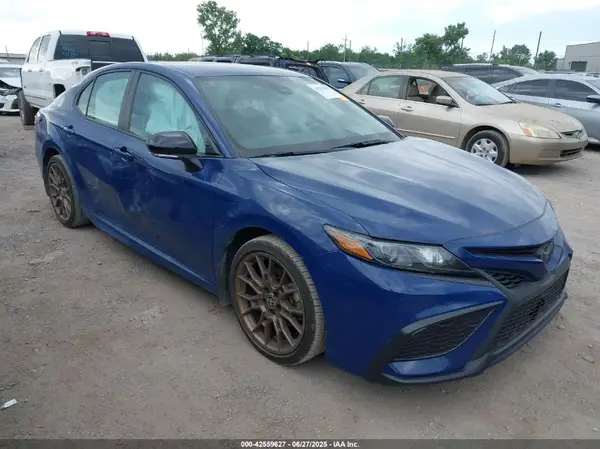 4T1T11BKXRU108318 2024 TOYOTA CAMRY - Image 1