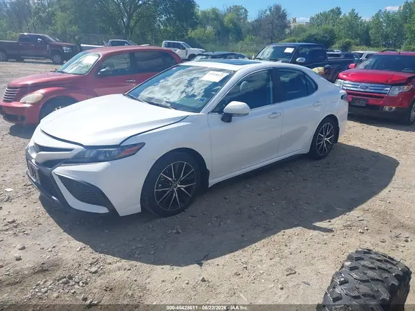 4T1T11BKXRU111512 2024 TOYOTA CAMRY - Image 2