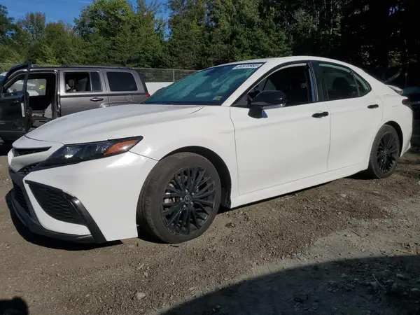 4T1T31AK1NU035765 2022 TOYOTA CAMRY - Image 1