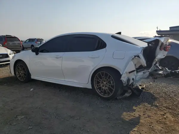 4T1T31AK1RU070344 2024 TOYOTA CAMRY - Image 2