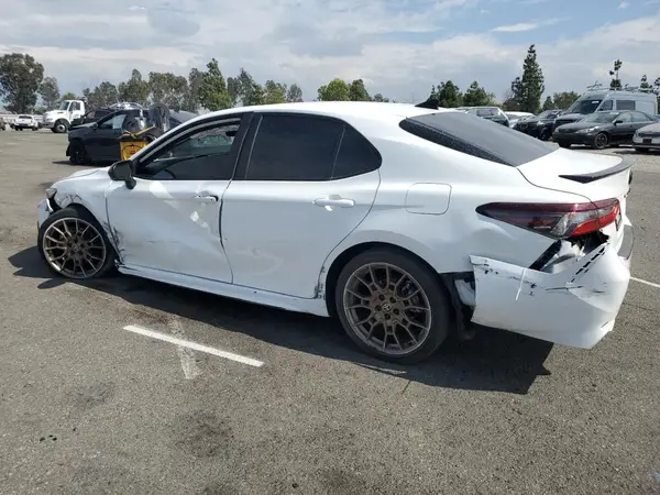 4T1T31AK2RU065038 2024 TOYOTA CAMRY - Image 2