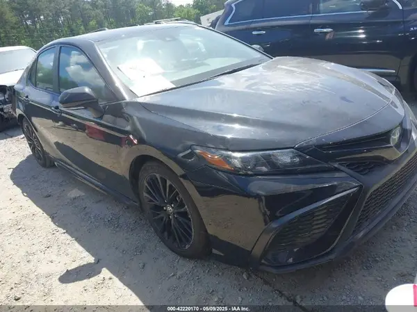 4T1T31AK3NU034293 2022 TOYOTA CAMRY - Image 1
