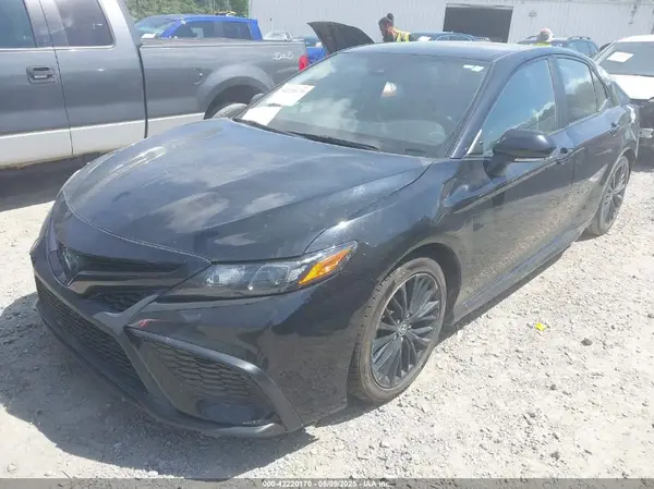 4T1T31AK3NU034293 2022 TOYOTA CAMRY - Image 2