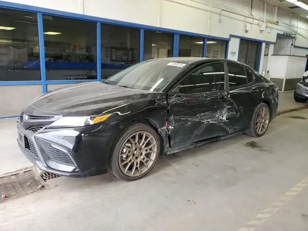 4T1T31AK3RU073293 2024 TOYOTA CAMRY - Image 1