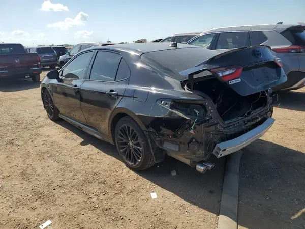 4T1T31AK4NU038921 2022 TOYOTA CAMRY - Image 2