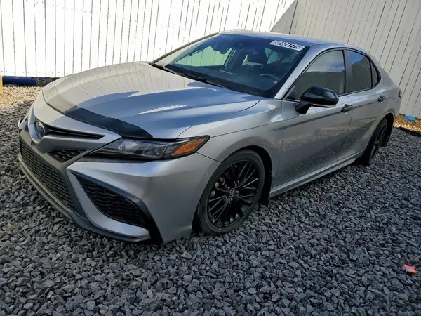 4T1T31AK4NU045402 2022 TOYOTA CAMRY - Image 1