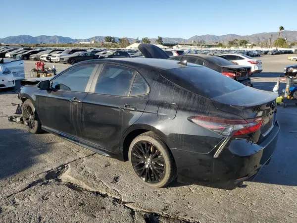 4T1T31AK5NU040788 2022 TOYOTA CAMRY - Image 2