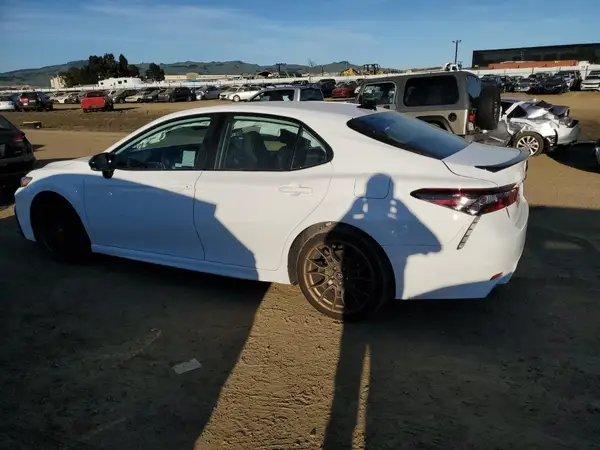4T1T31AK5PU051034 2023 TOYOTA CAMRY - Image 2