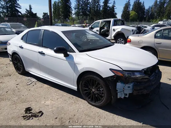 4T1T31AK8NU041935 2022 TOYOTA CAMRY - Image 1