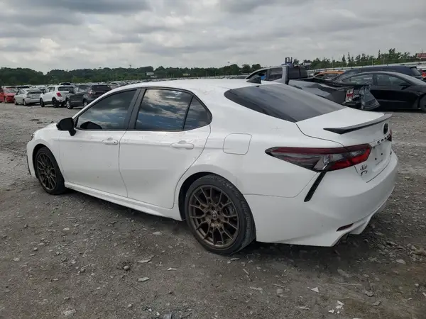 4T1T31AK8PU053585 2023 TOYOTA CAMRY - Image 2