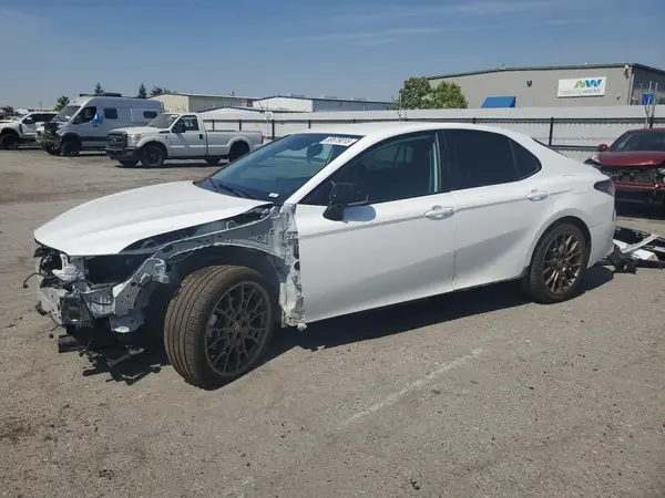4T1T31AKXRU063960 2024 TOYOTA CAMRY - Image 1