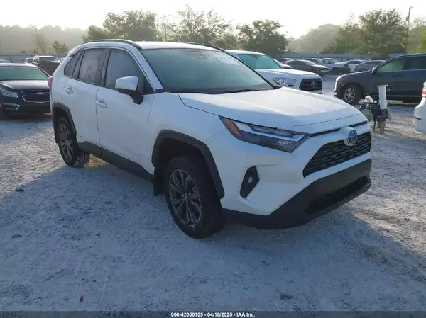 4T3B6RFV0RU151797 2024 TOYOTA RAV 4 - Image 1