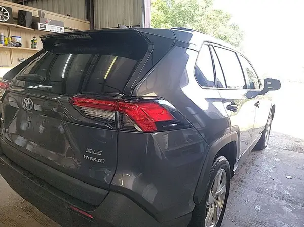 4T3B6RFV1MU032438 2021 TOYOTA RAV 4 - Image 8