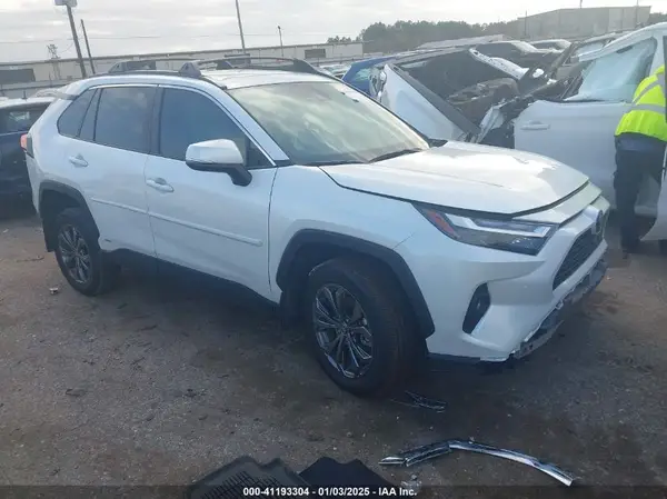4T3B6RFV1RU163120 2024 TOYOTA RAV 4 - Image 1