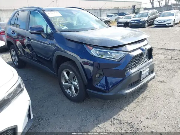 4T3B6RFV2MU044890 2021 TOYOTA RAV 4 - Image 1
