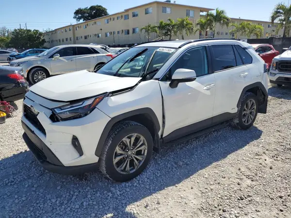 4T3B6RFV2NU074974 2022 TOYOTA RAV 4 - Image 1