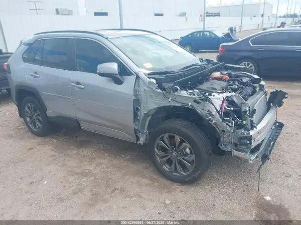 4T3B6RFV2SU179378 2025 TOYOTA RAV 4 - Image 1