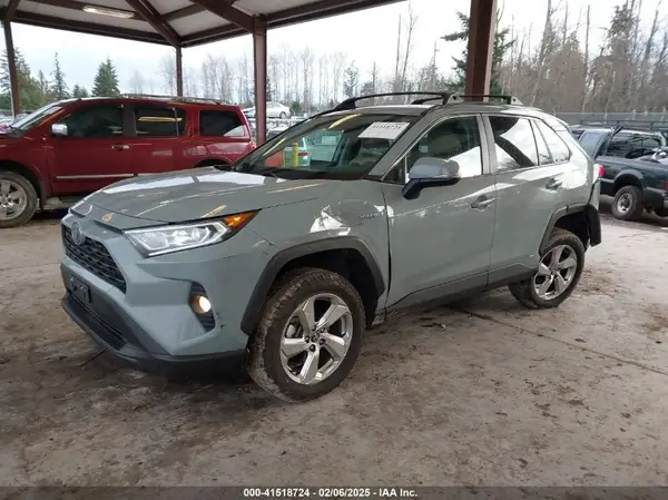 4T3B6RFV3MU010280 2021 TOYOTA RAV 4 - Image 2