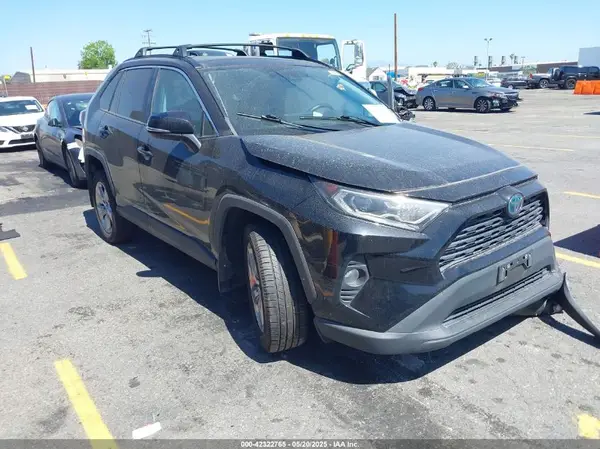 4T3B6RFV3MU043652 2021 TOYOTA RAV 4 - Image 1