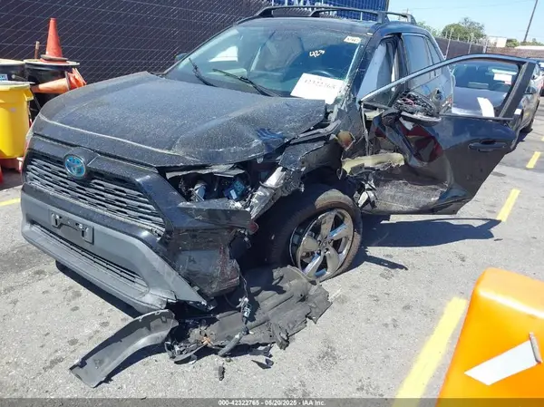4T3B6RFV3MU043652 2021 TOYOTA RAV 4 - Image 2