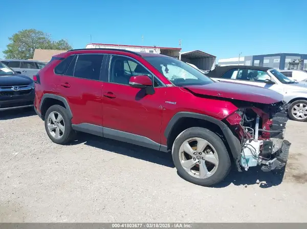 4T3B6RFV3MU047815 2021 TOYOTA RAV 4 - Image 1