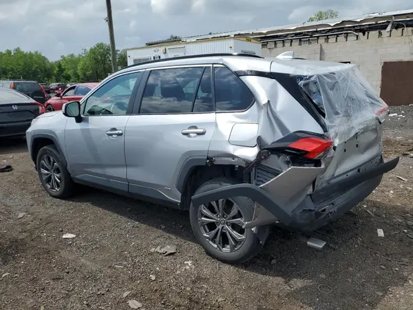 4T3B6RFV3NU066690 2022 TOYOTA RAV 4 - Image 2