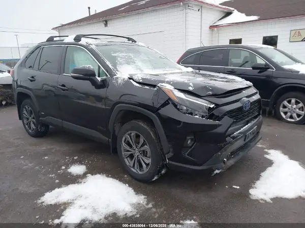 4T3B6RFV3PU117141 2023 TOYOTA RAV 4 - Image 1