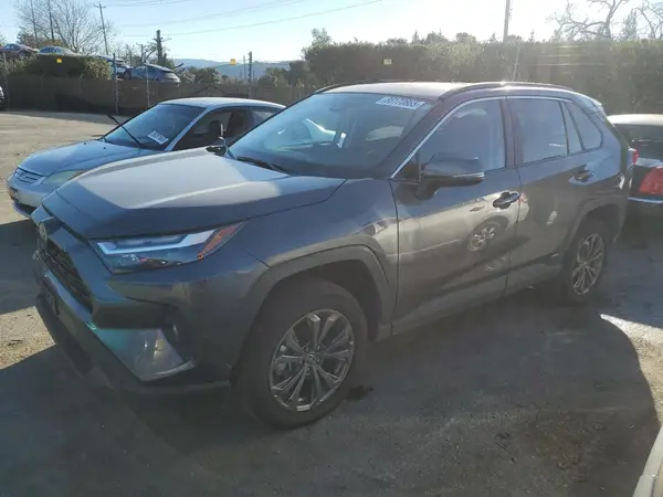 4T3B6RFV4NU084227 2022 TOYOTA RAV 4 - Image 1