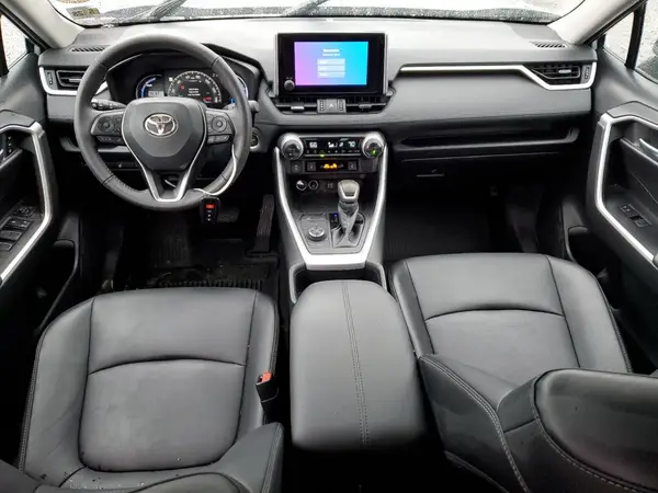 4T3B6RFV4PU117620 2023 TOYOTA RAV 4 - Image 8