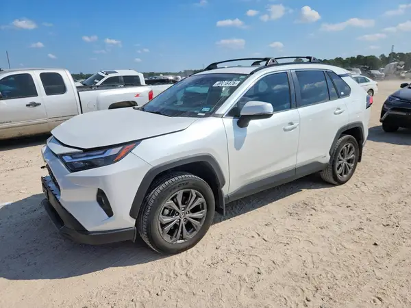 4T3B6RFV4RU147834 2024 TOYOTA RAV 4 - Image 1
