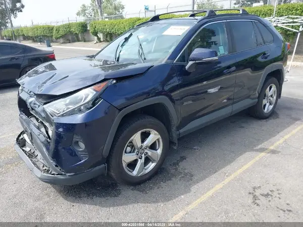 4T3B6RFV5MU049808 2021 TOYOTA RAV 4 - Image 2