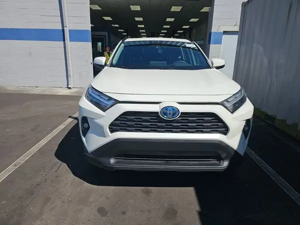 4T3B6RFV5NU066075 2022 TOYOTA RAV 4 - Image 2