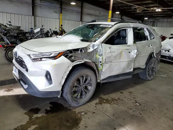 4T3B6RFV5NU088447 2022 TOYOTA RAV 4 - Image 1